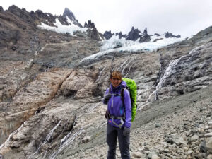 Hiking Packing List for Multi-day Trekking #packinglist #hiking