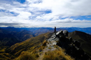 Solo Hiking: 25 Incredible Benefits of Hiking Alone #solohiking #hikingsolo #solohiker