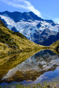 This stunning shot was captured on the way up to the Mueller Hut at Sealy Tarns, Mount Cook National Park. #mountcooknp #newzealand